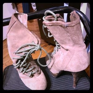 Steve Madden high heeled boots